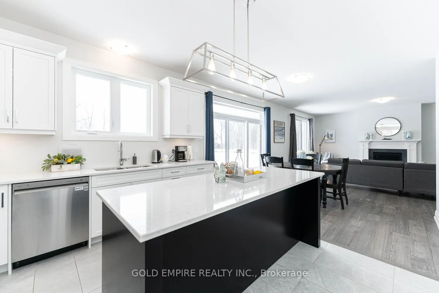 Photo 15 of 2177 Lockwood Crescent, Strathroy-Caradoc, Mount Brydges — HOMEH