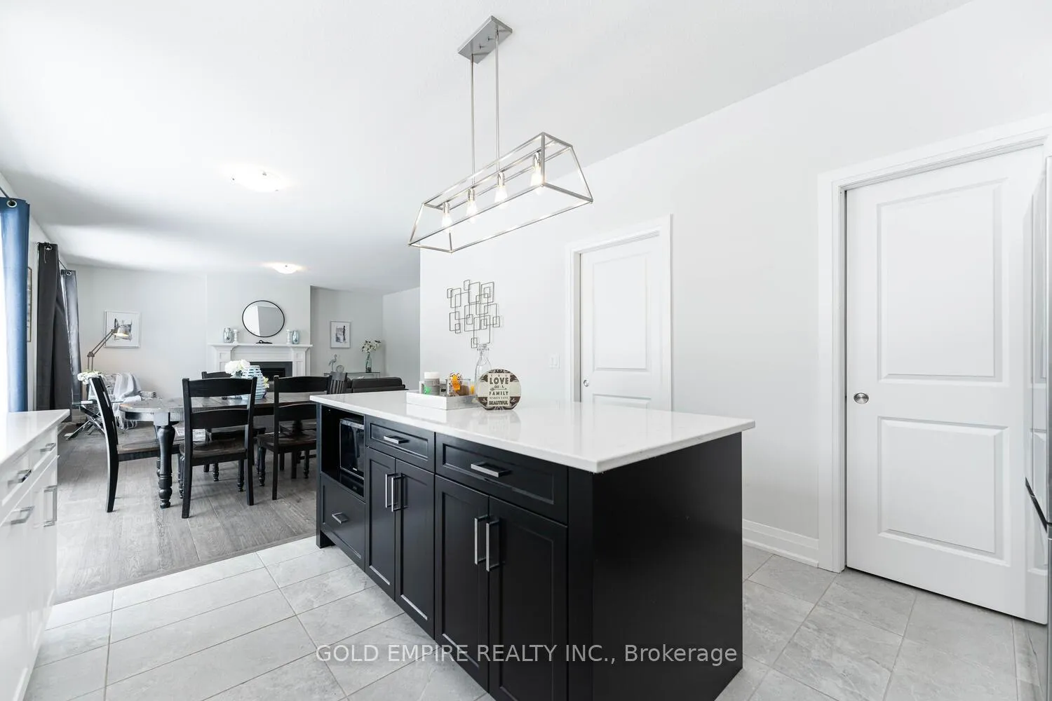 Photo 16 of 2177 Lockwood Crescent, Strathroy-Caradoc, Mount Brydges — HOMEH