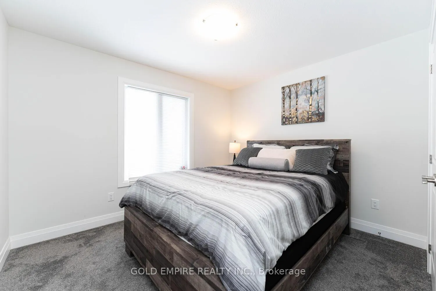 Photo 22 of 2177 Lockwood Crescent, Strathroy-Caradoc, Mount Brydges — HOMEH