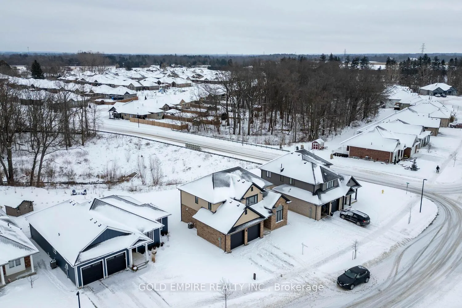 Photo 39 of 2177 Lockwood Crescent, Strathroy-Caradoc, Mount Brydges — HOMEH