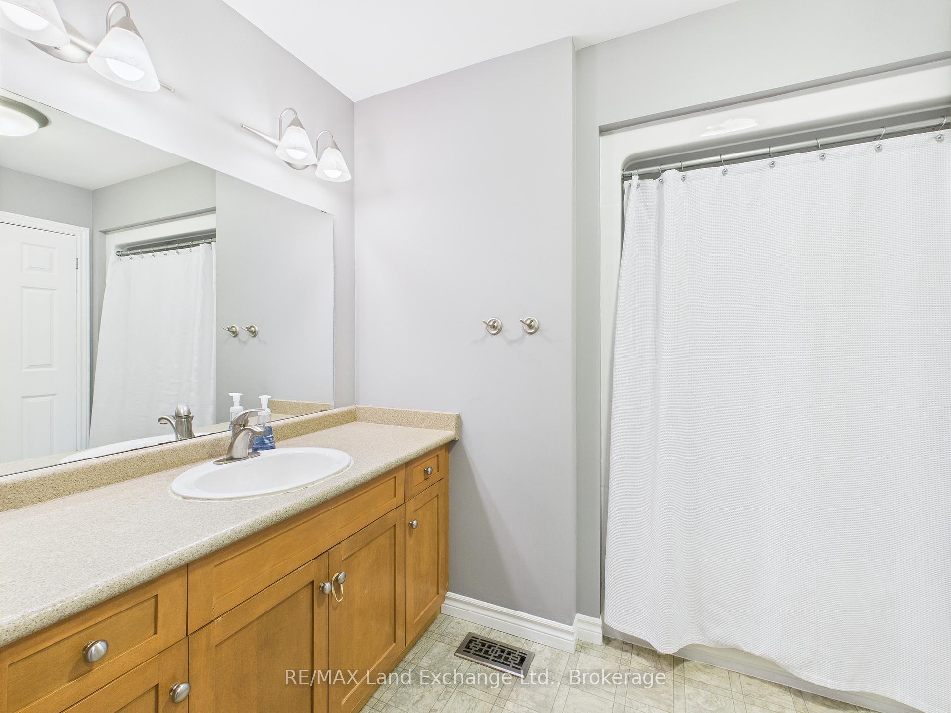 Photo 16 of 773 Reynolds Drive, Kincardine — HOMEH