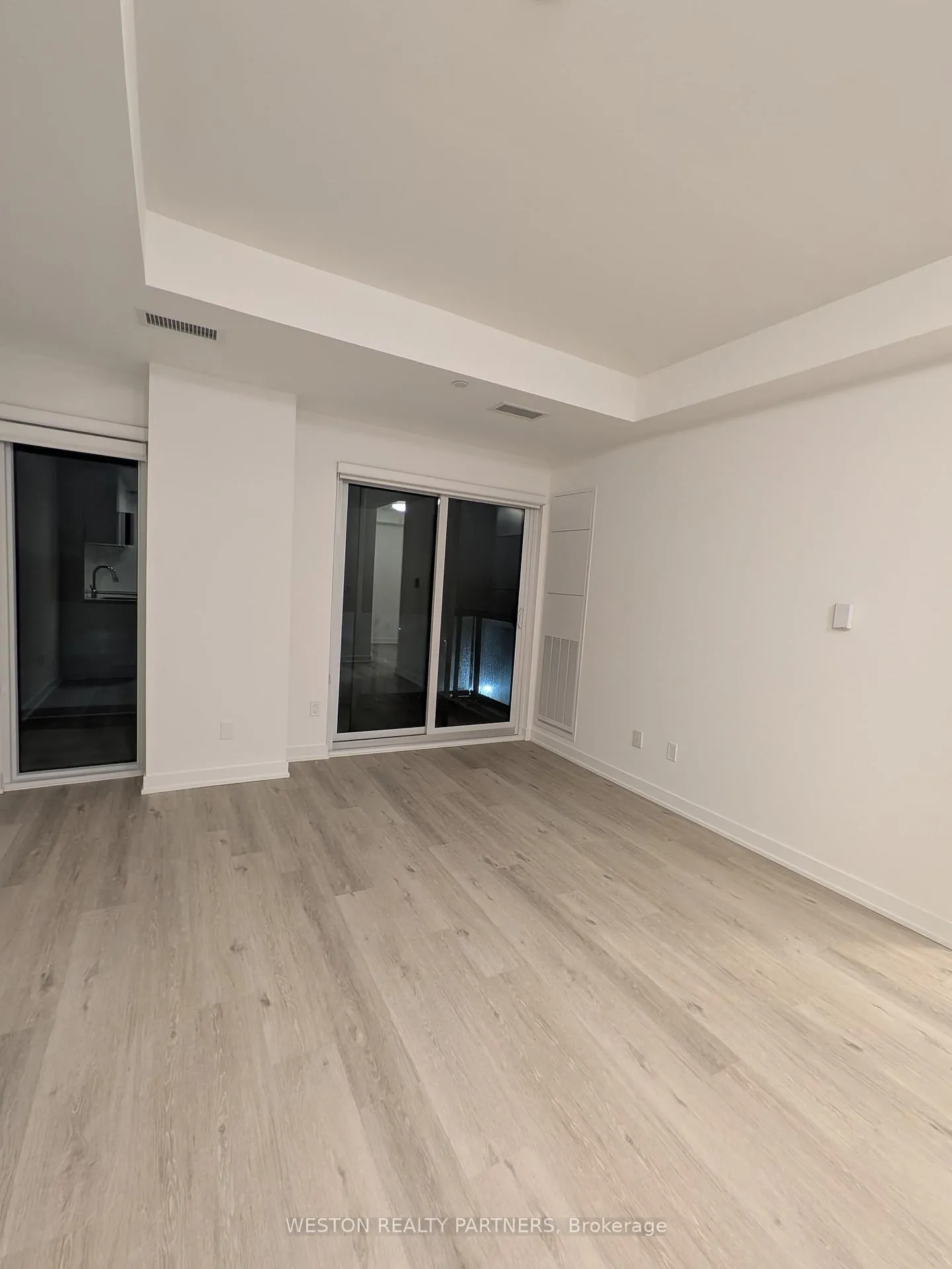 Photo 4 of Unit 608, 4569 Kingston Road, Scarborough, West Hill — HOMEH