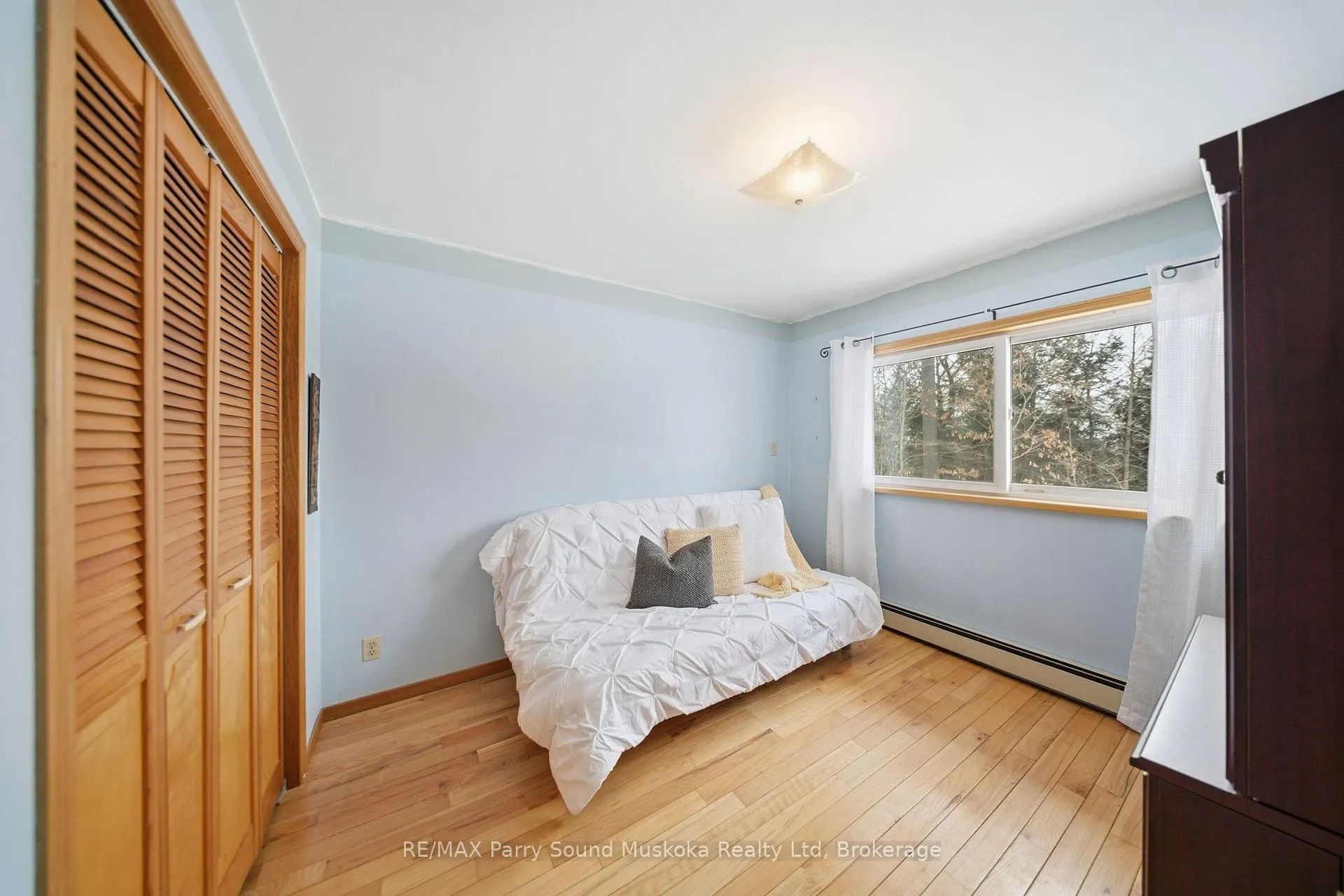 Photo 23 of 47 Lake Forest Drive, McDougall — HOMEH