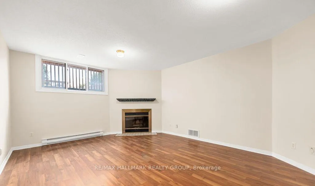Photo 17 of 6059 Pineglade Crescent, Ottawa, Chapel Hill South - Orleans Village — HOMEH
