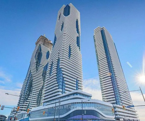 Photo 1 of Unit 4209, 28 Interchange Way, Vaughan, Vaughan Corporate Centre — HOMEH