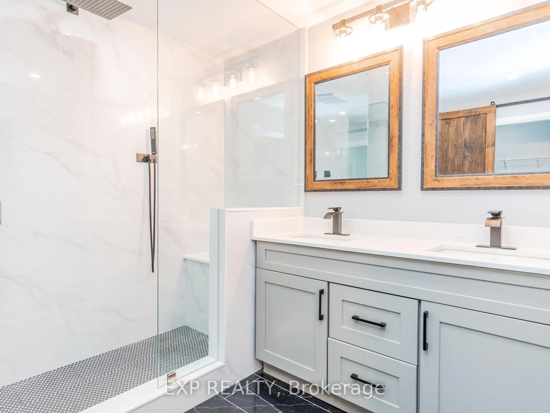 Photo 12 of 124 Upper Paradise Road, Hamilton, Westcliffe — HOMEH