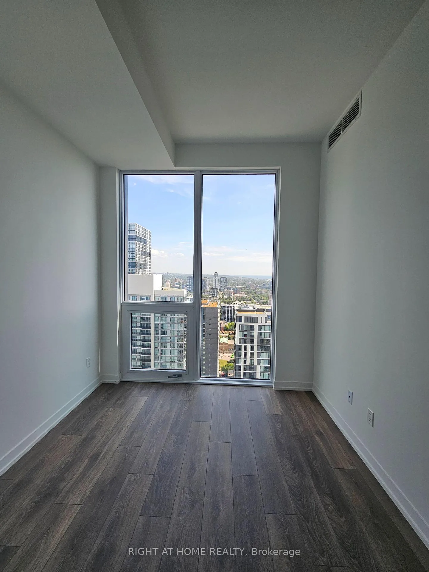 Photo 4 of Unit PH01, 82 Dalhousie Street, Toronto, Church-Yonge Corridor — HOMEH