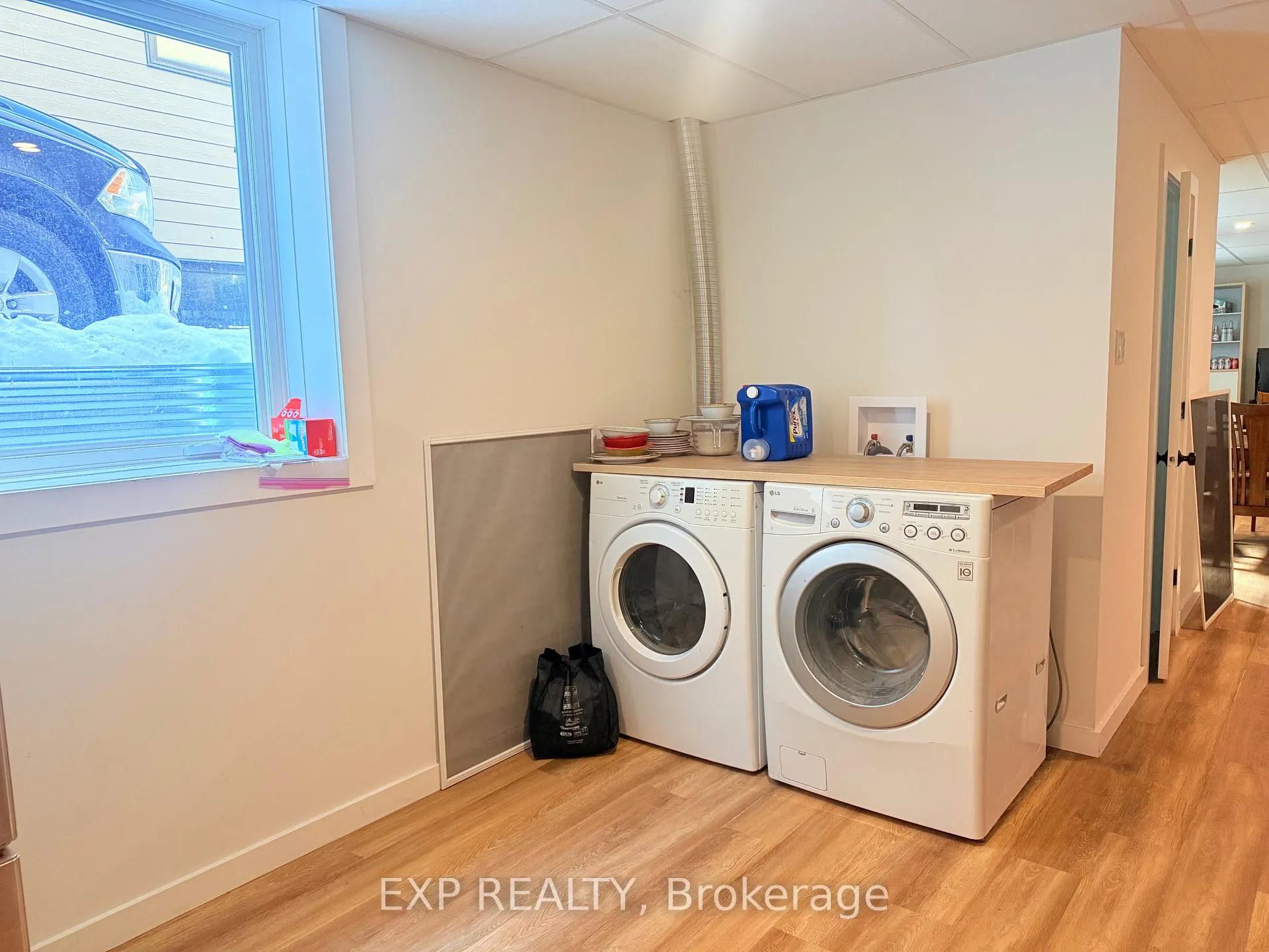 Photo 40 of 12 Viewmount Drive, Ottawa, Meadowlands/Crestview — HOMEH