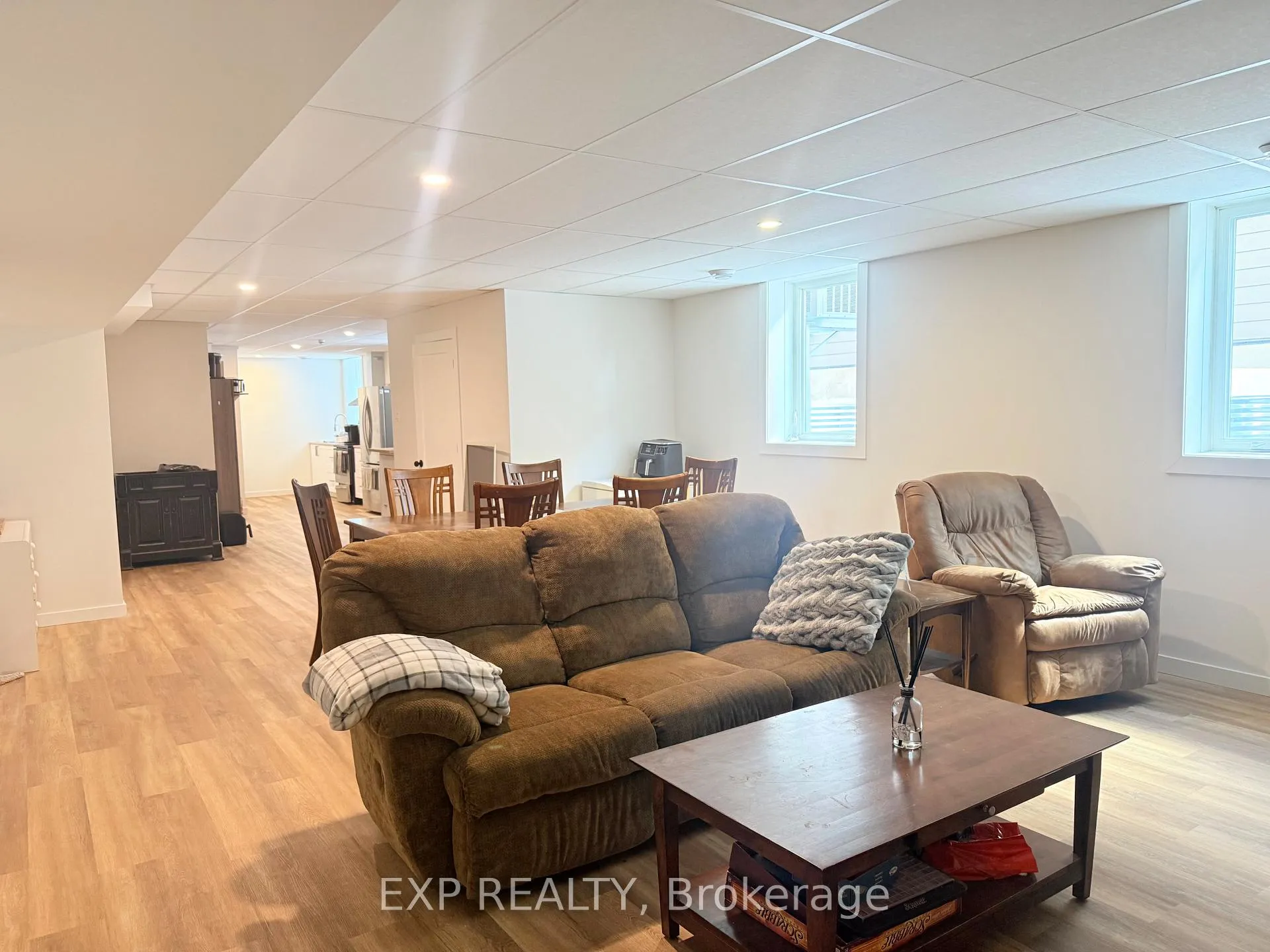 Photo 43 of 12 Viewmount Drive, Ottawa, Meadowlands/Crestview — HOMEH