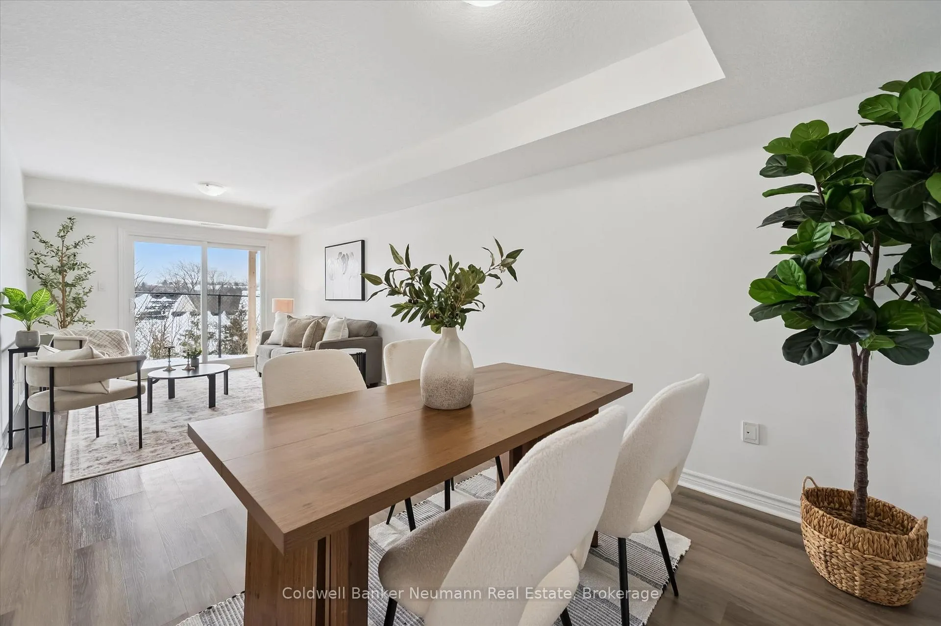Photo 14 of Unit 103, 5 Cityview Drive S, Guelph, Grange Road — HOMEH