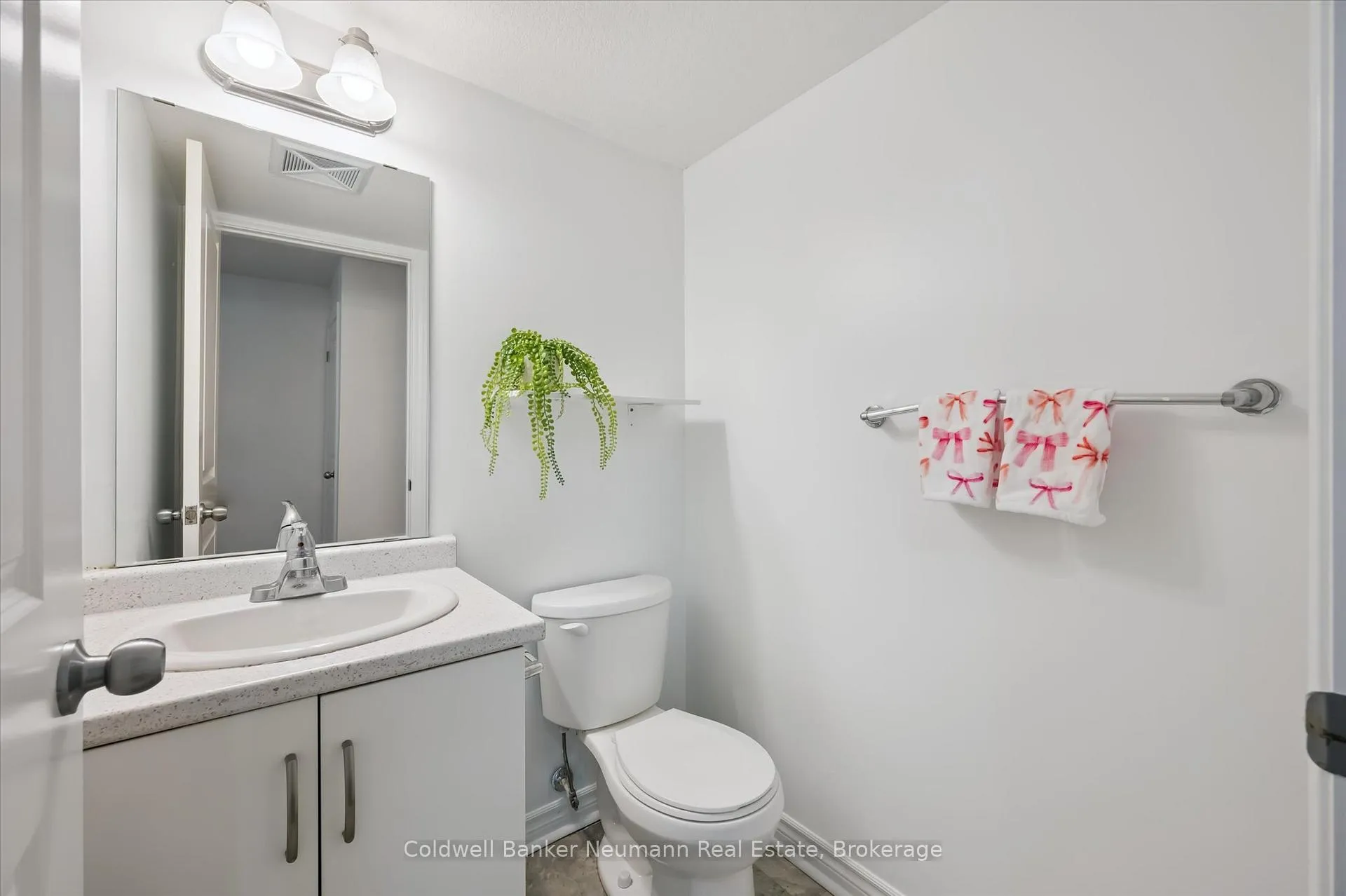 Photo 22 of Unit 103, 5 Cityview Drive S, Guelph, Grange Road — HOMEH