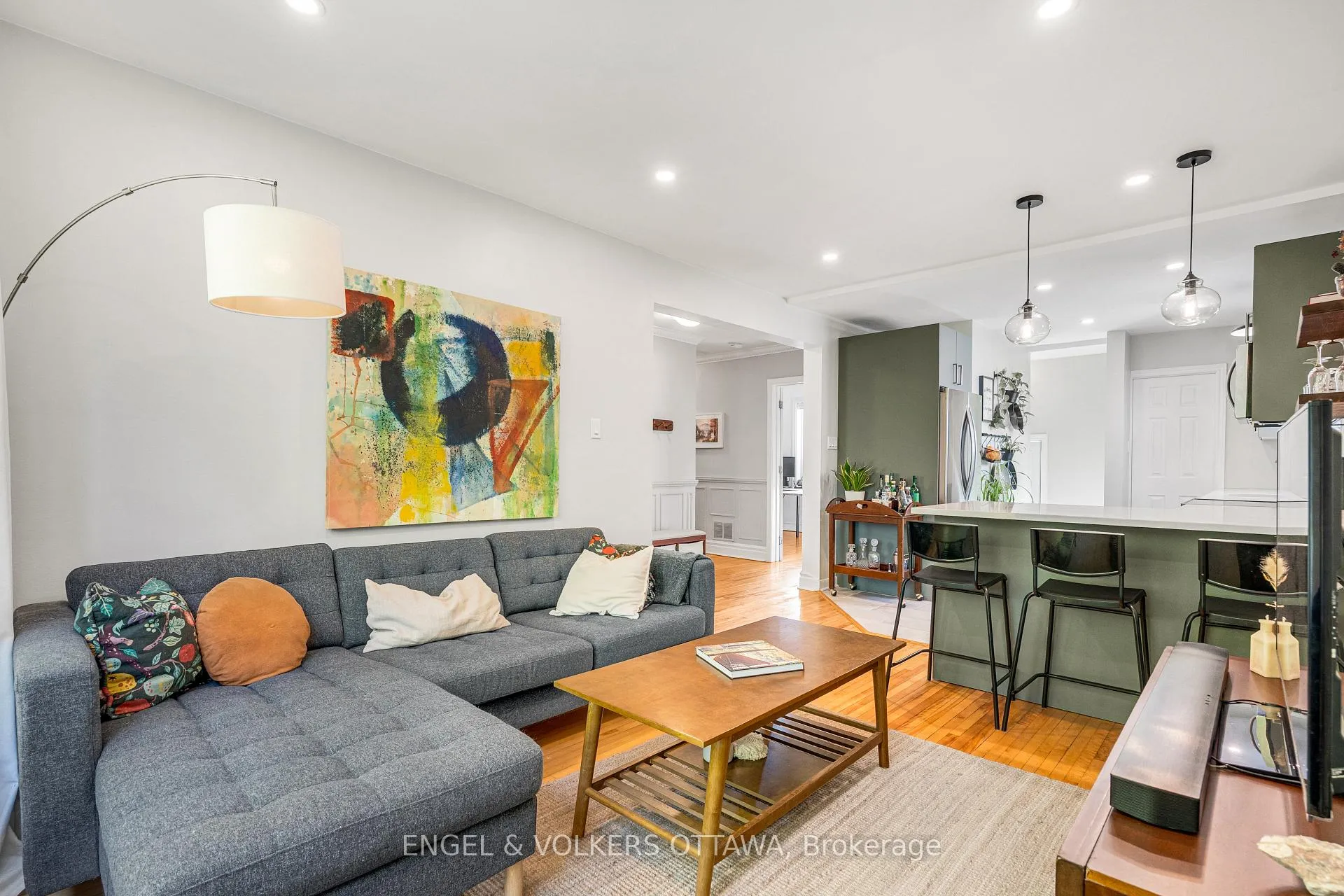 Photo 9 of 1270 Cheverton Avenue, Ottawa, Alta Vista — HOMEH