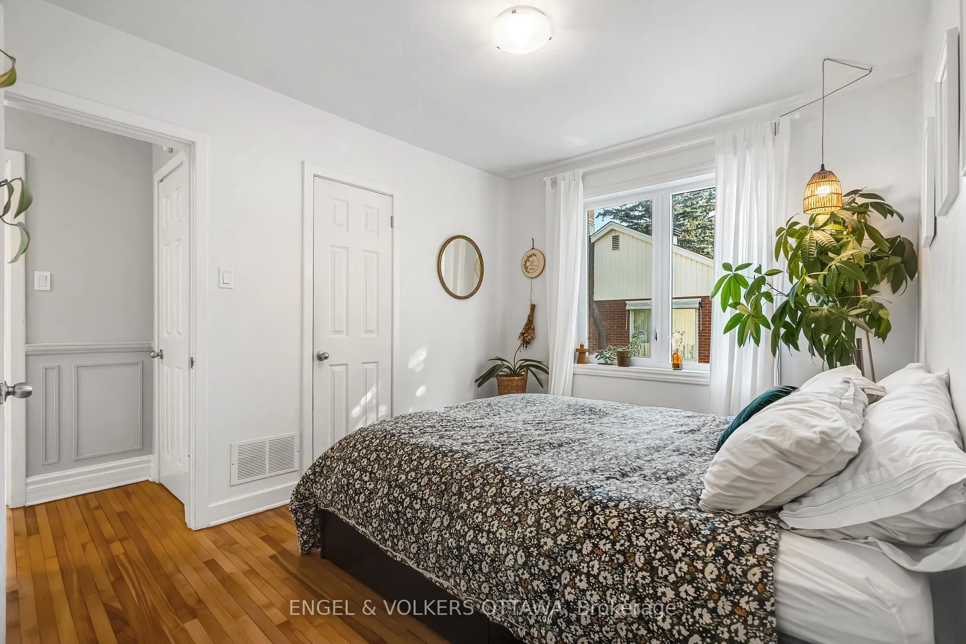 Photo 22 of 1270 Cheverton Avenue, Ottawa, Alta Vista — HOMEH