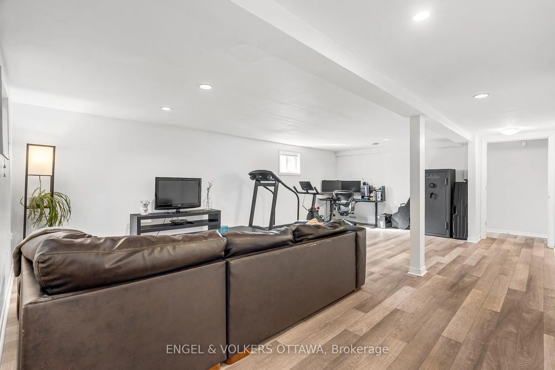 Photo 29 of 1270 Cheverton Avenue, Ottawa, Alta Vista — HOMEH