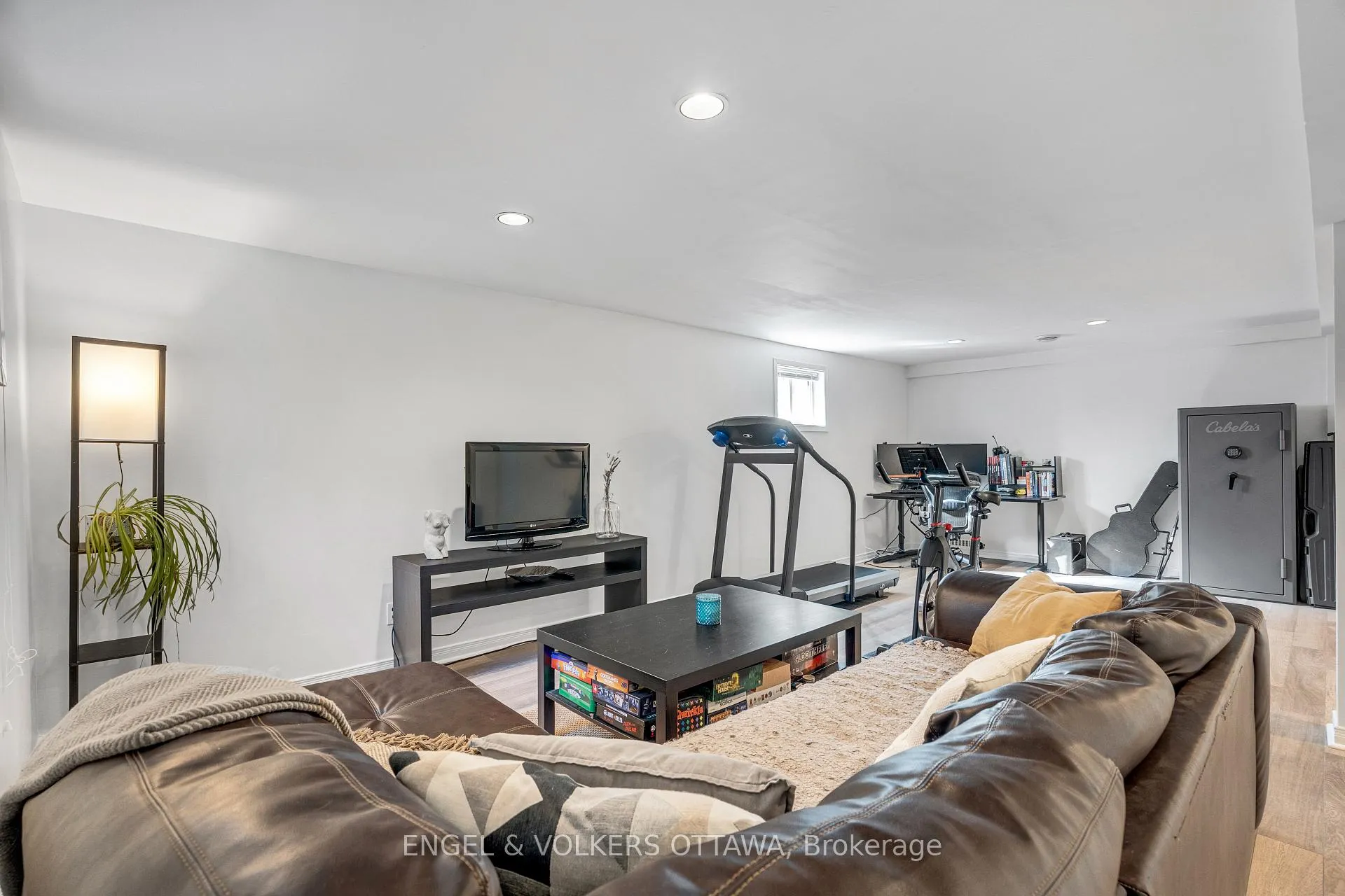 Photo 30 of 1270 Cheverton Avenue, Ottawa, Alta Vista — HOMEH