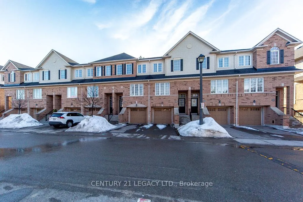 Photo 4 of 28 Oakins Lane, Ajax, Northwest Ajax — HOMEH