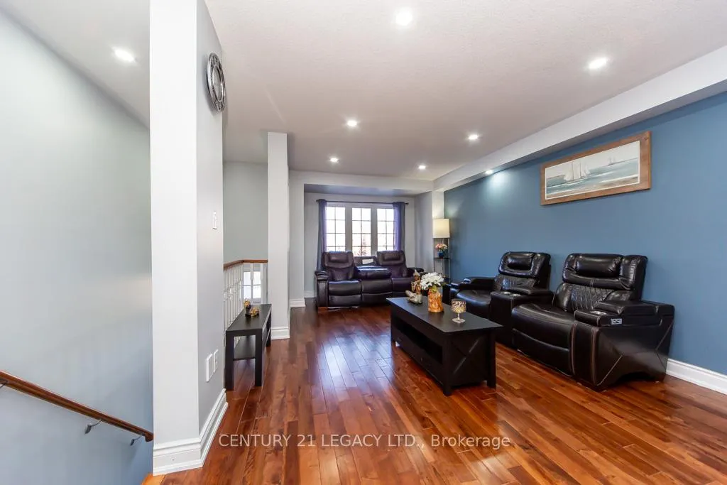 Photo 6 of 28 Oakins Lane, Ajax, Northwest Ajax — HOMEH