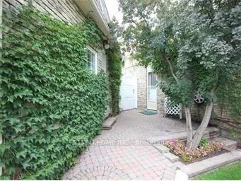 Photo 7 of 1142 Jamesway Boulevard, Oakville, Falgarwood — HOMEH