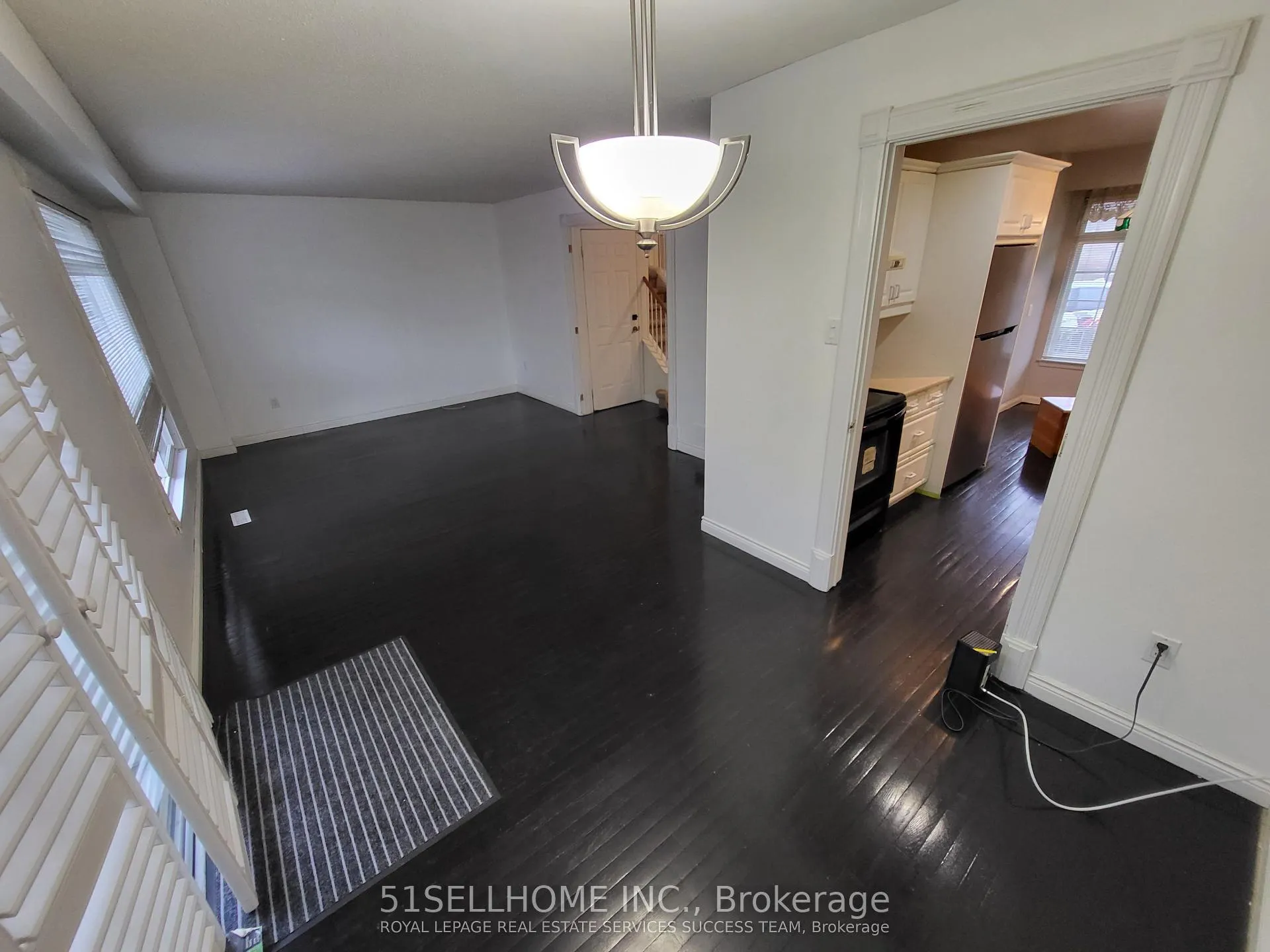Photo 8 of 1142 Jamesway Boulevard, Oakville, Falgarwood — HOMEH