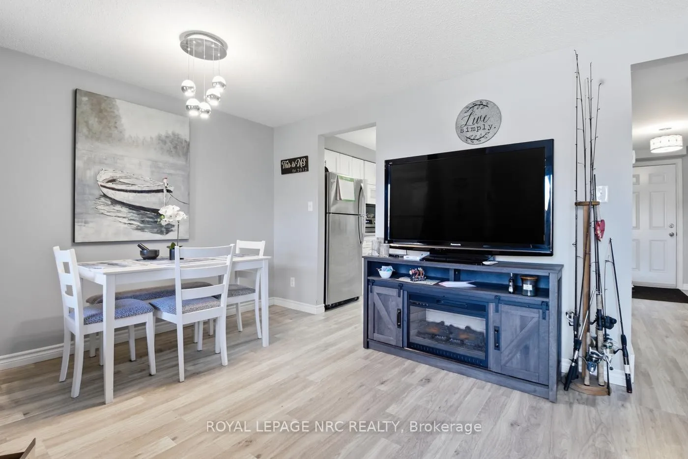 Photo 9 of Unit 12, 242 Lakeport Drive, St. Catharines, Lakeport — HOMEH