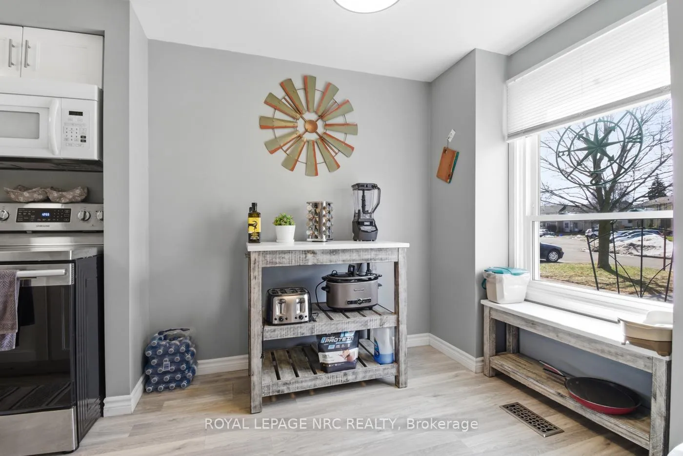 Photo 15 of Unit 12, 242 Lakeport Drive, St. Catharines, Lakeport — HOMEH