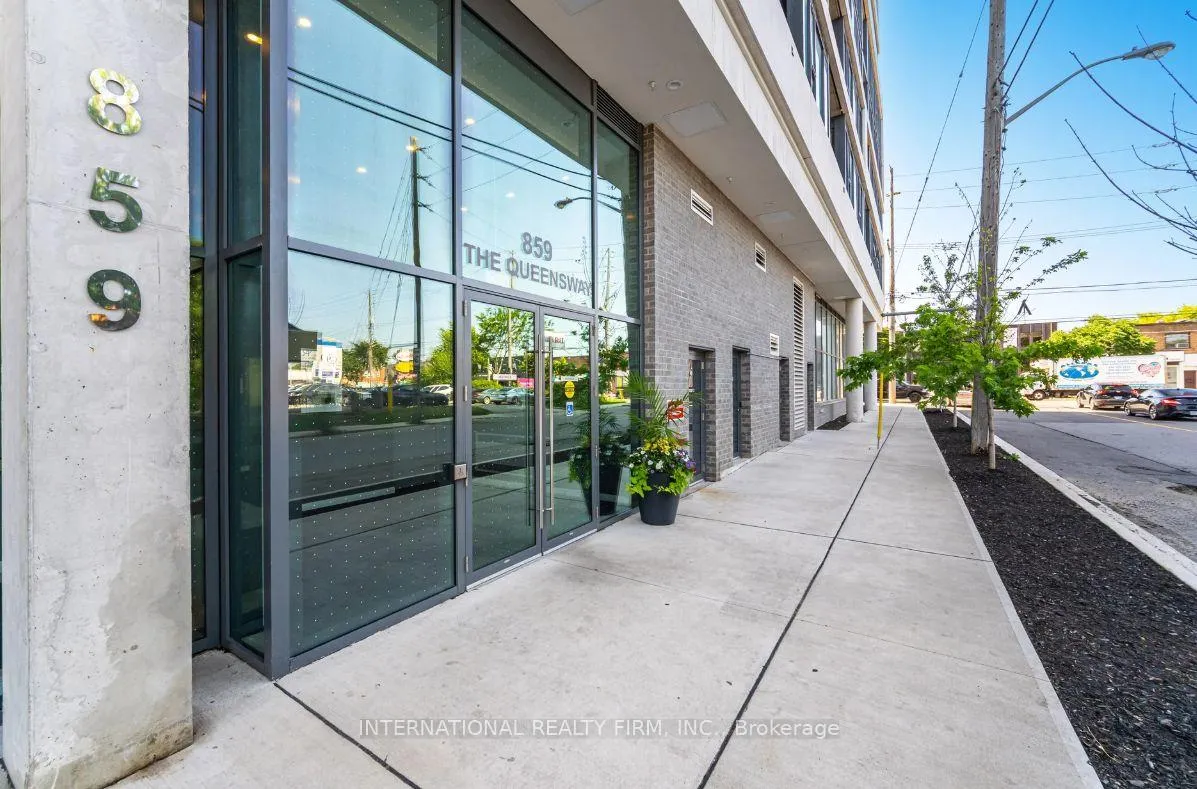 Photo 2 of Unit 710, 859 The Queensway, Etobicoke, Stonegate-Queensway — HOMEH