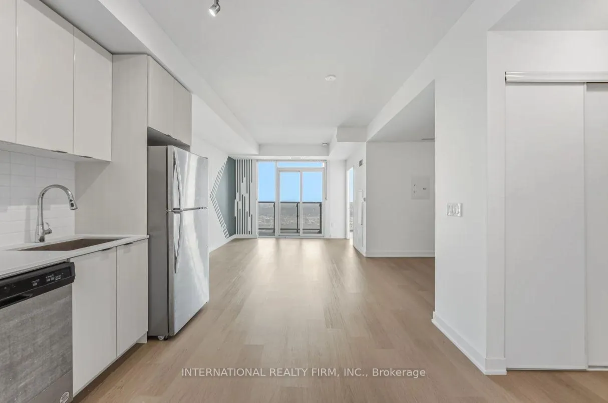 Photo 6 of Unit 710, 859 The Queensway, Etobicoke, Stonegate-Queensway — HOMEH