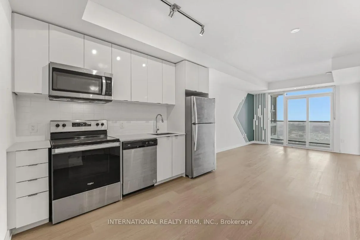 Photo 10 of Unit 710, 859 The Queensway, Etobicoke, Stonegate-Queensway — HOMEH
