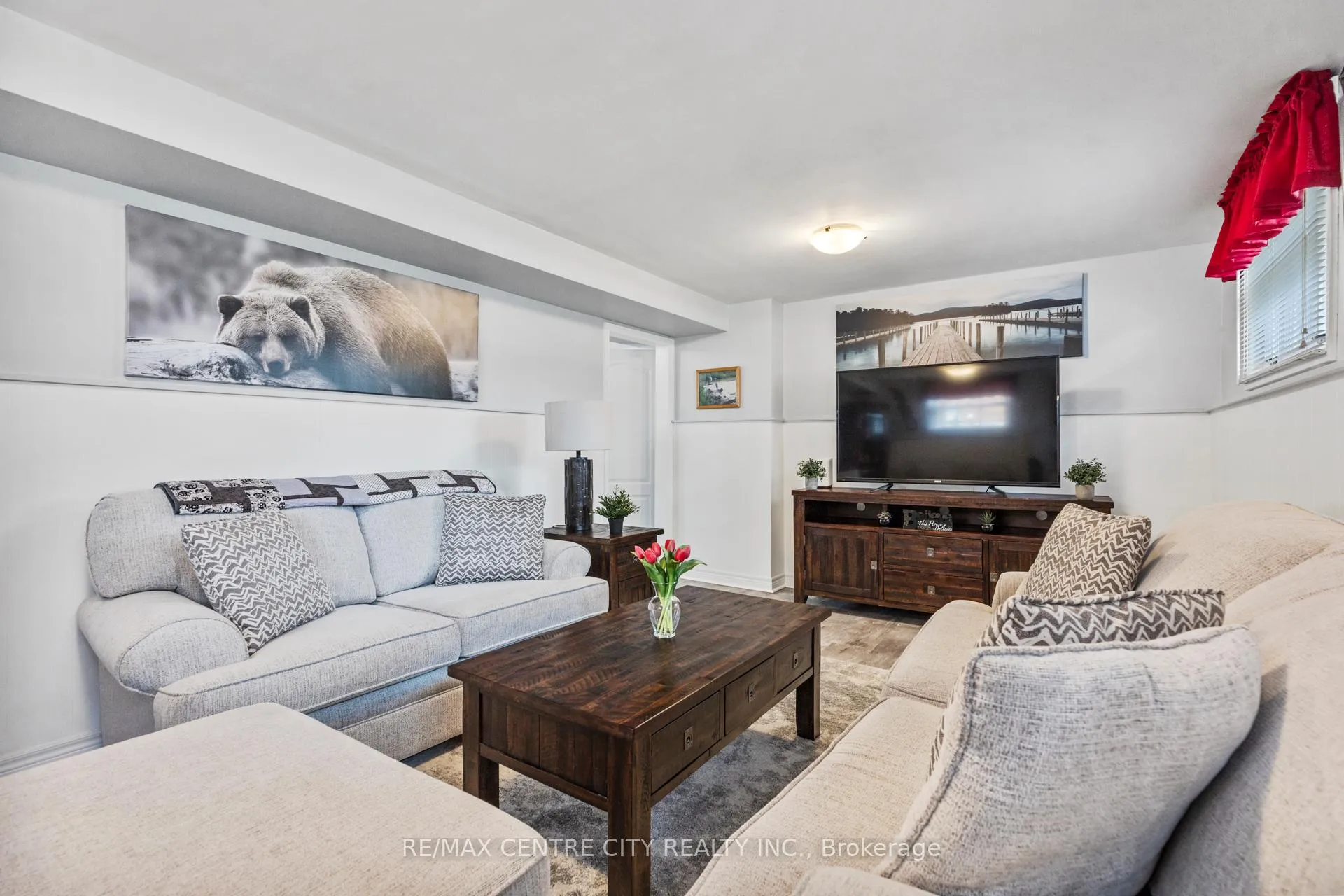 Photo 17 of 8 Parkview Drive, St. Thomas — HOMEH