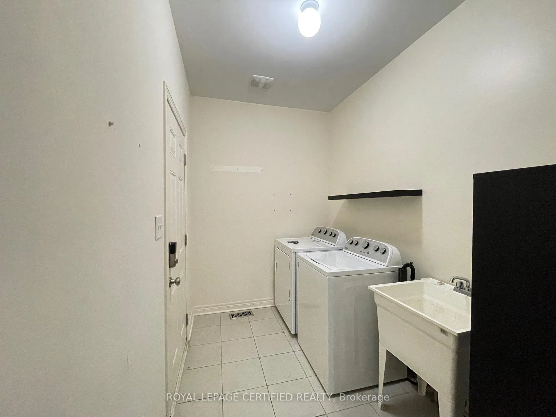 Photo 20 of 656 Mockridge Terr, Milton, Harrison — HOMEH