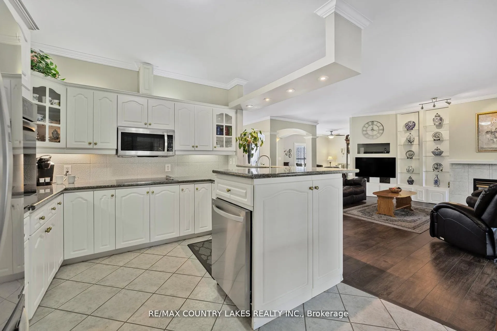 Photo 13 of 50 Laguna Parkway, Ramara, Brechin — HOMEH