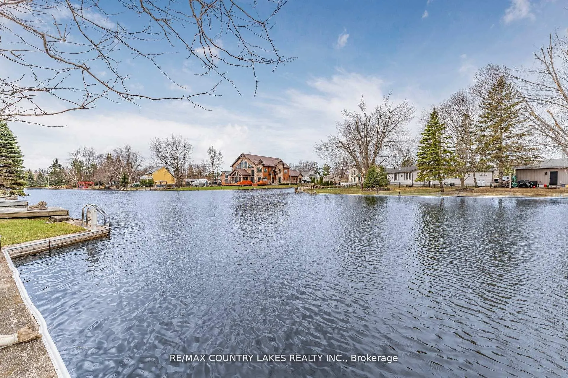 Photo 33 of 50 Laguna Parkway, Ramara, Brechin — HOMEH