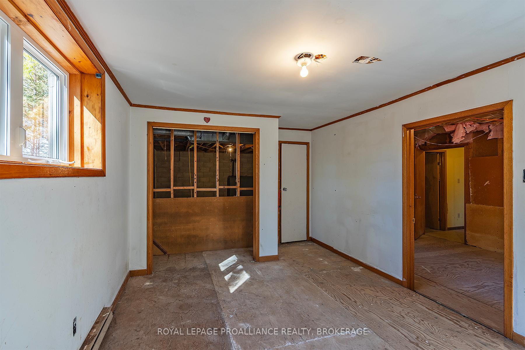 Photo 19 of 1136 Millhaven Road, Loyalist, Lennox and Addington - South — HOMEH