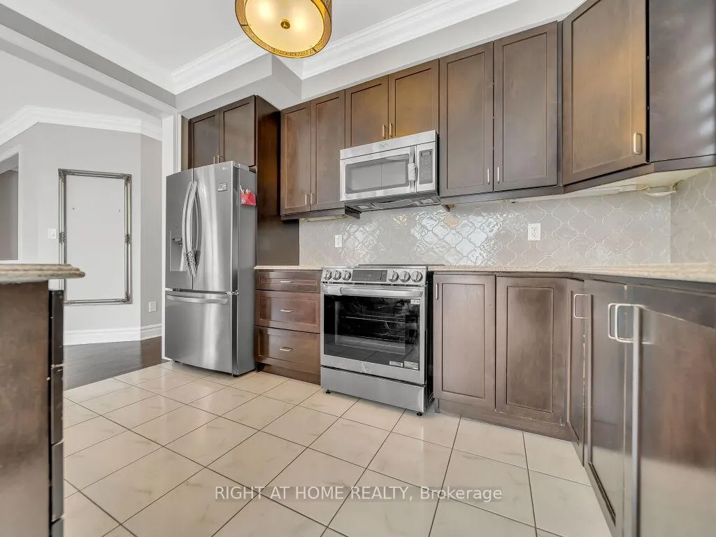Photo 15 of 1348 Whitney Terrace, Milton, Ford — HOMEH