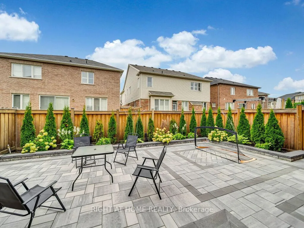 Photo 36 of 1348 Whitney Terrace, Milton, Ford — HOMEH