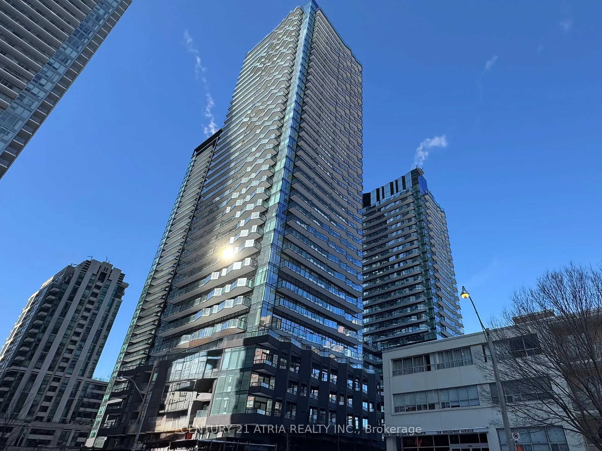 Photo 1 of Unit 2304, 110 Broadway Avenue, Toronto, Mount Pleasant West — HOMEH