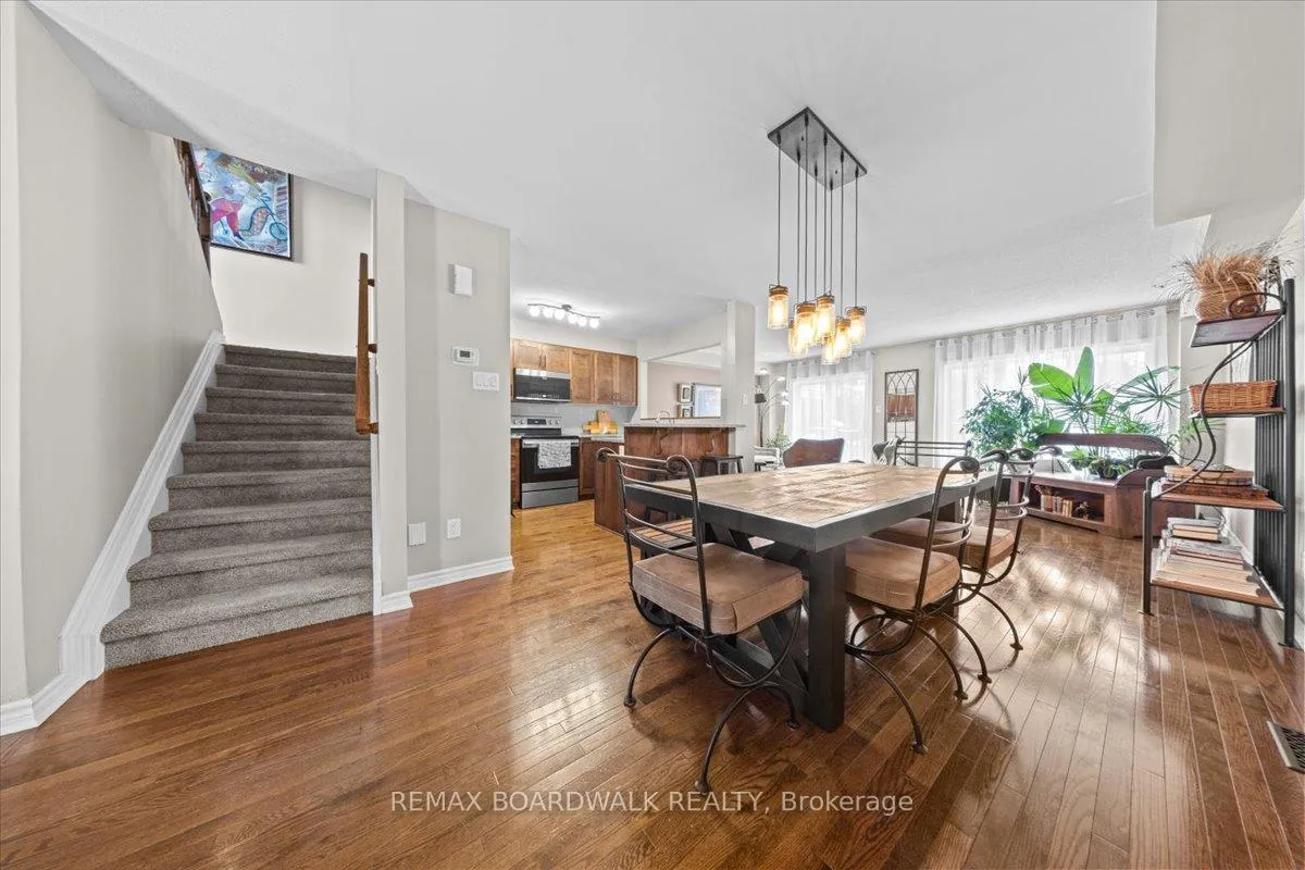 Photo 4 of 265 Parkrose Private, Ottawa, Chatelaine Village — HOMEH