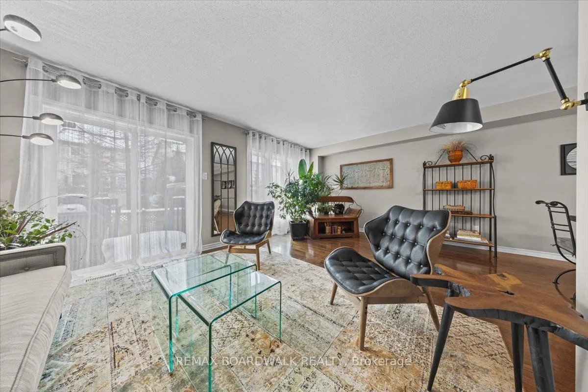 Photo 14 of 265 Parkrose Private, Ottawa, Chatelaine Village — HOMEH