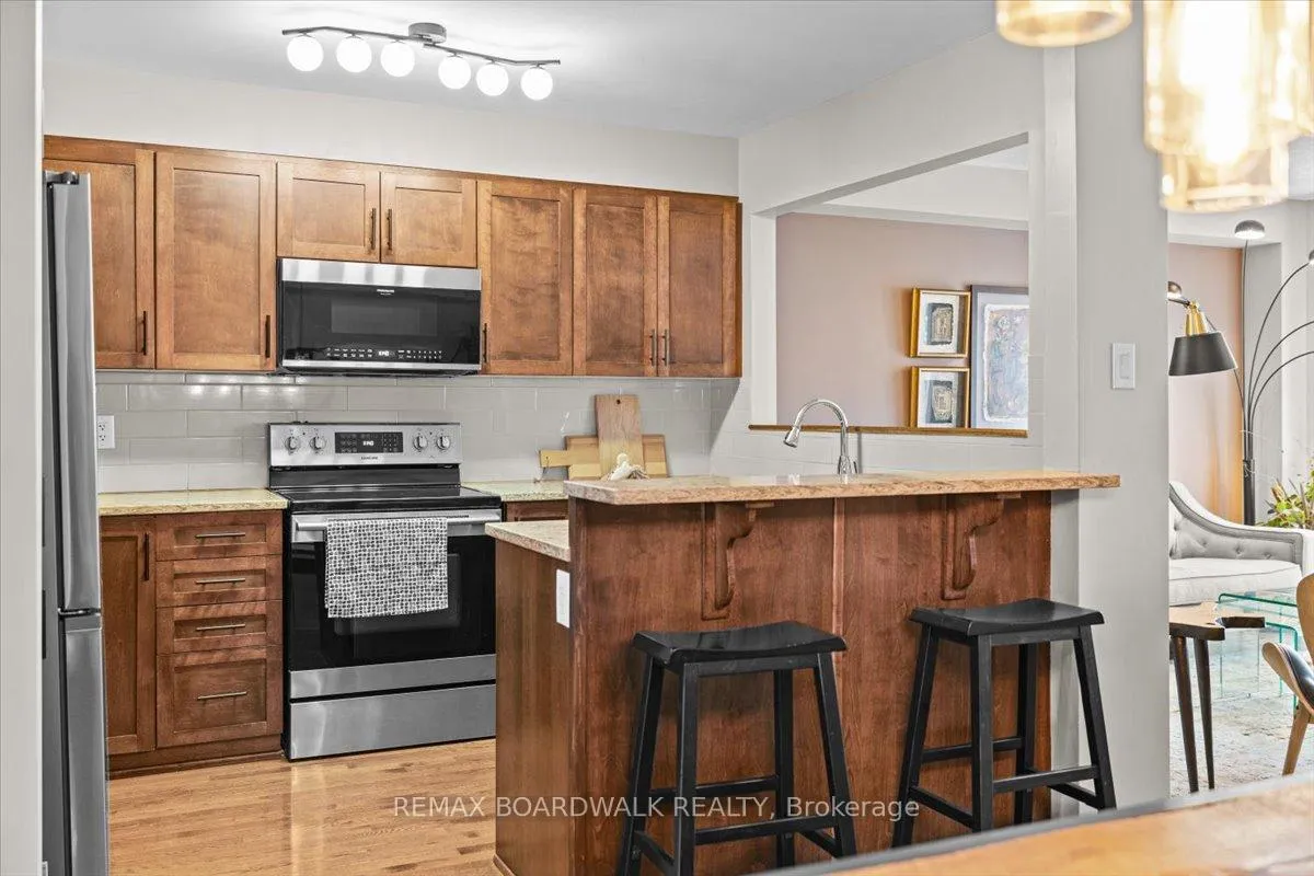 Photo 18 of 265 Parkrose Private, Ottawa, Chatelaine Village — HOMEH