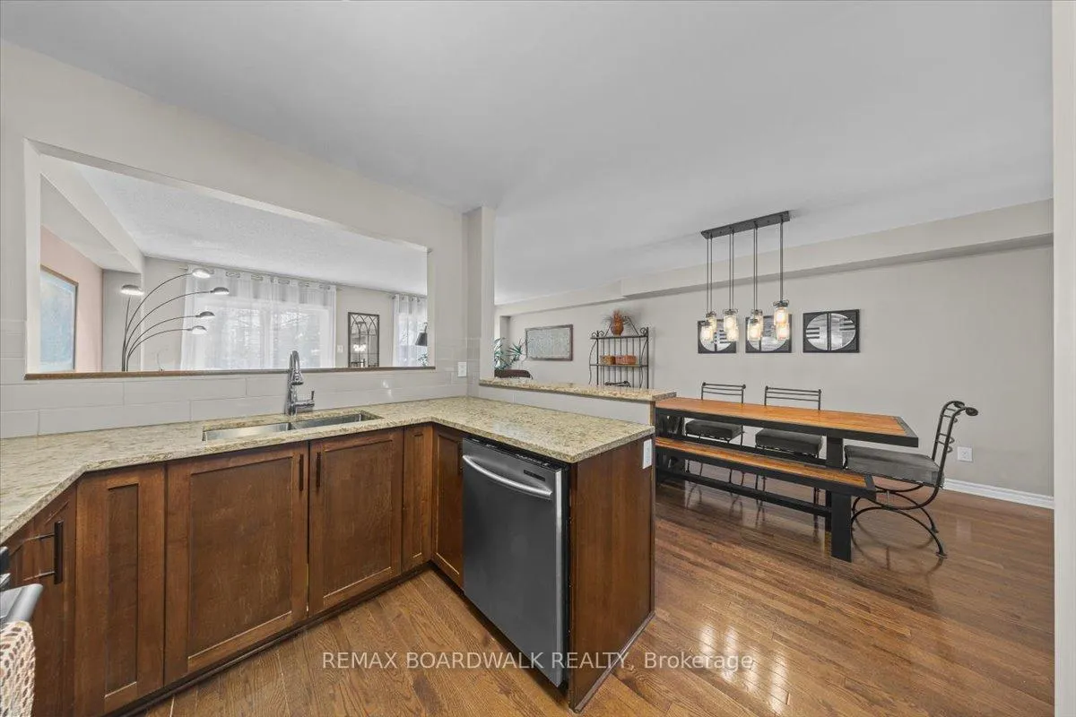 Photo 21 of 265 Parkrose Private, Ottawa, Chatelaine Village — HOMEH