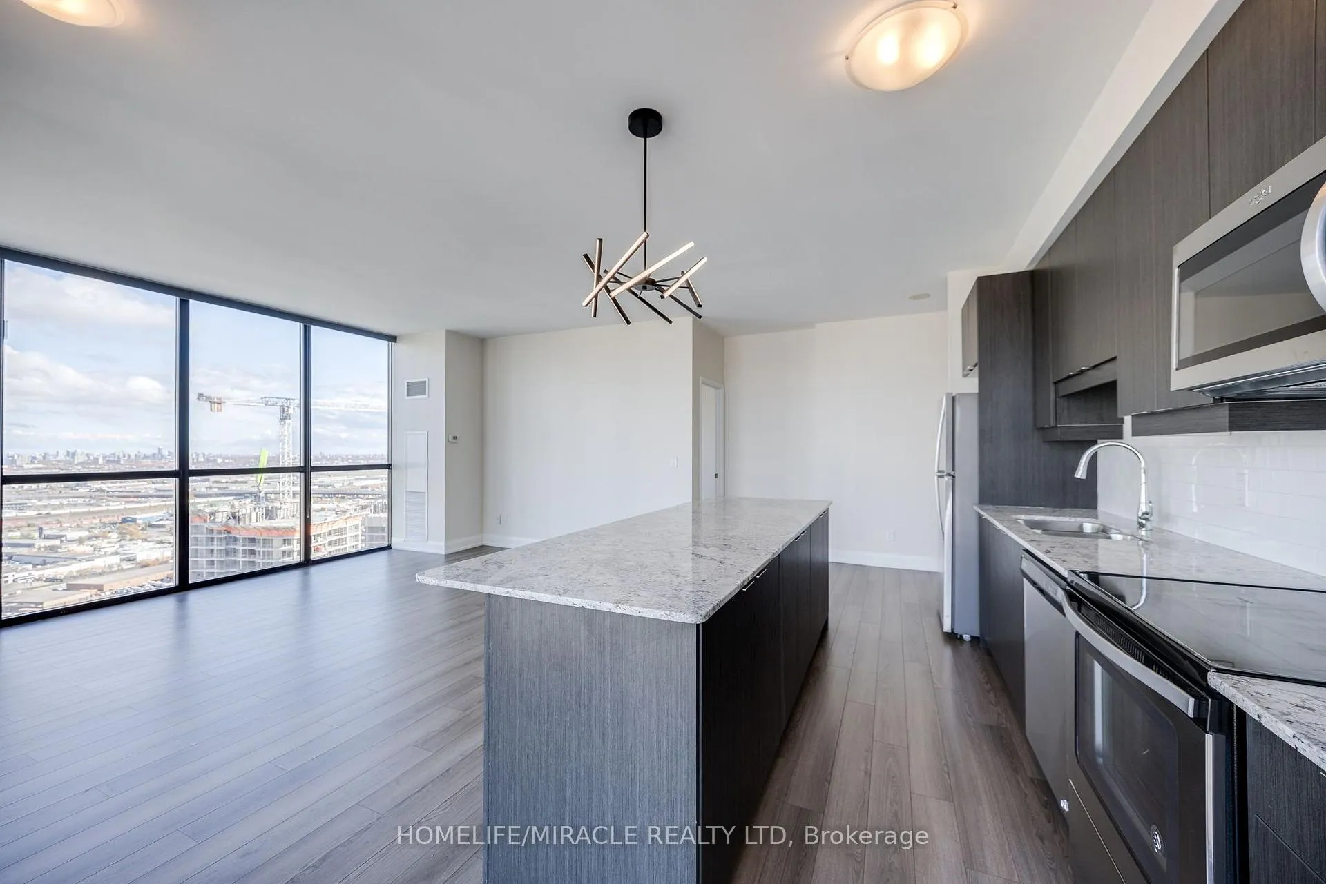 Photo 11 of Unit 3307, 2910 Highway 7 Road, Vaughan, Concord — HOMEH