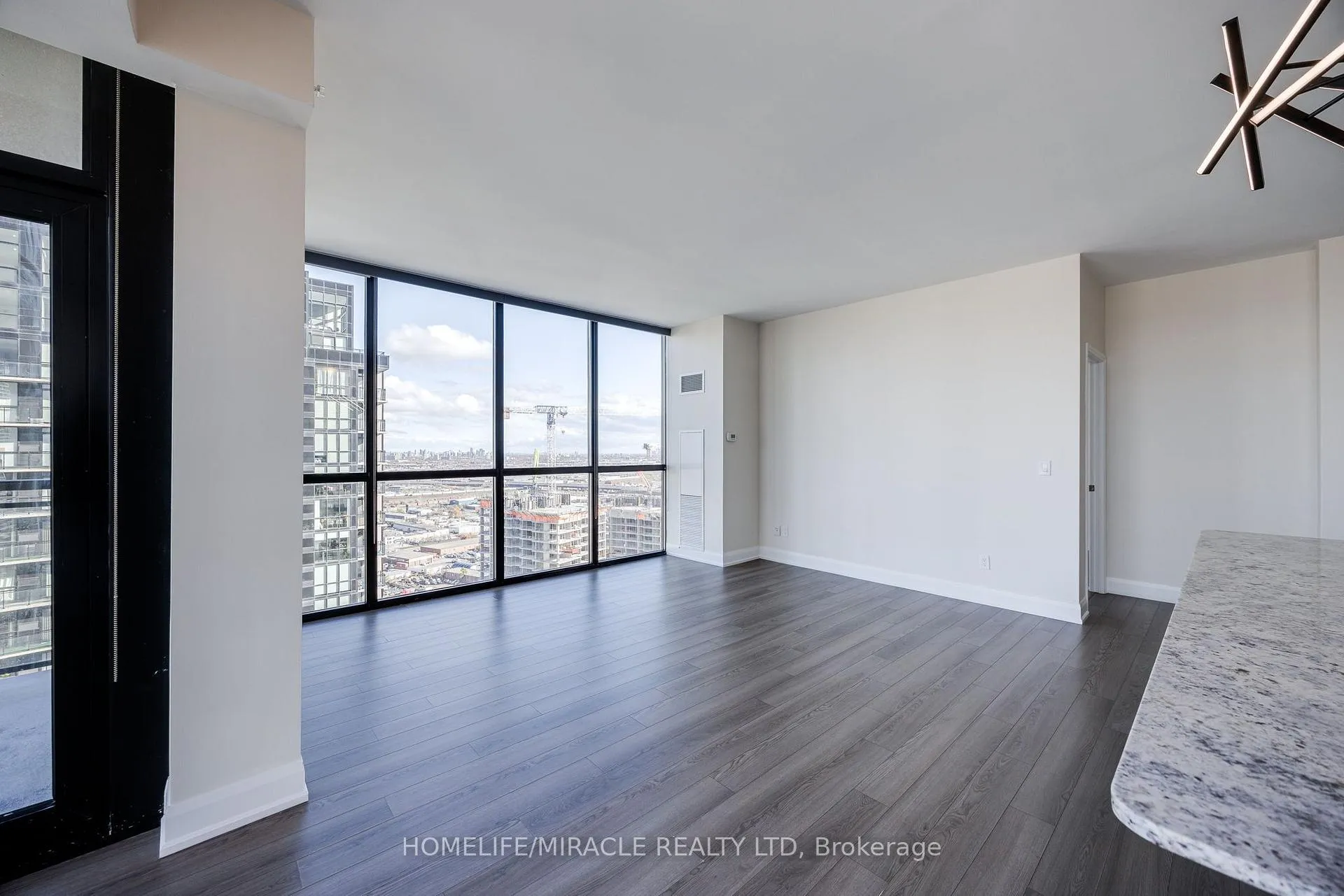 Photo 12 of Unit 3307, 2910 Highway 7 Road, Vaughan, Concord — HOMEH