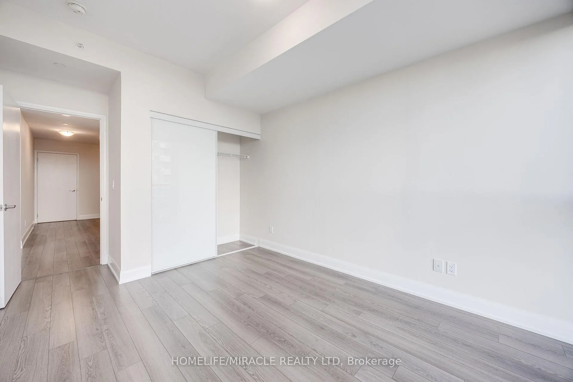 Photo 23 of Unit 3307, 2910 Highway 7 Road, Vaughan, Concord — HOMEH