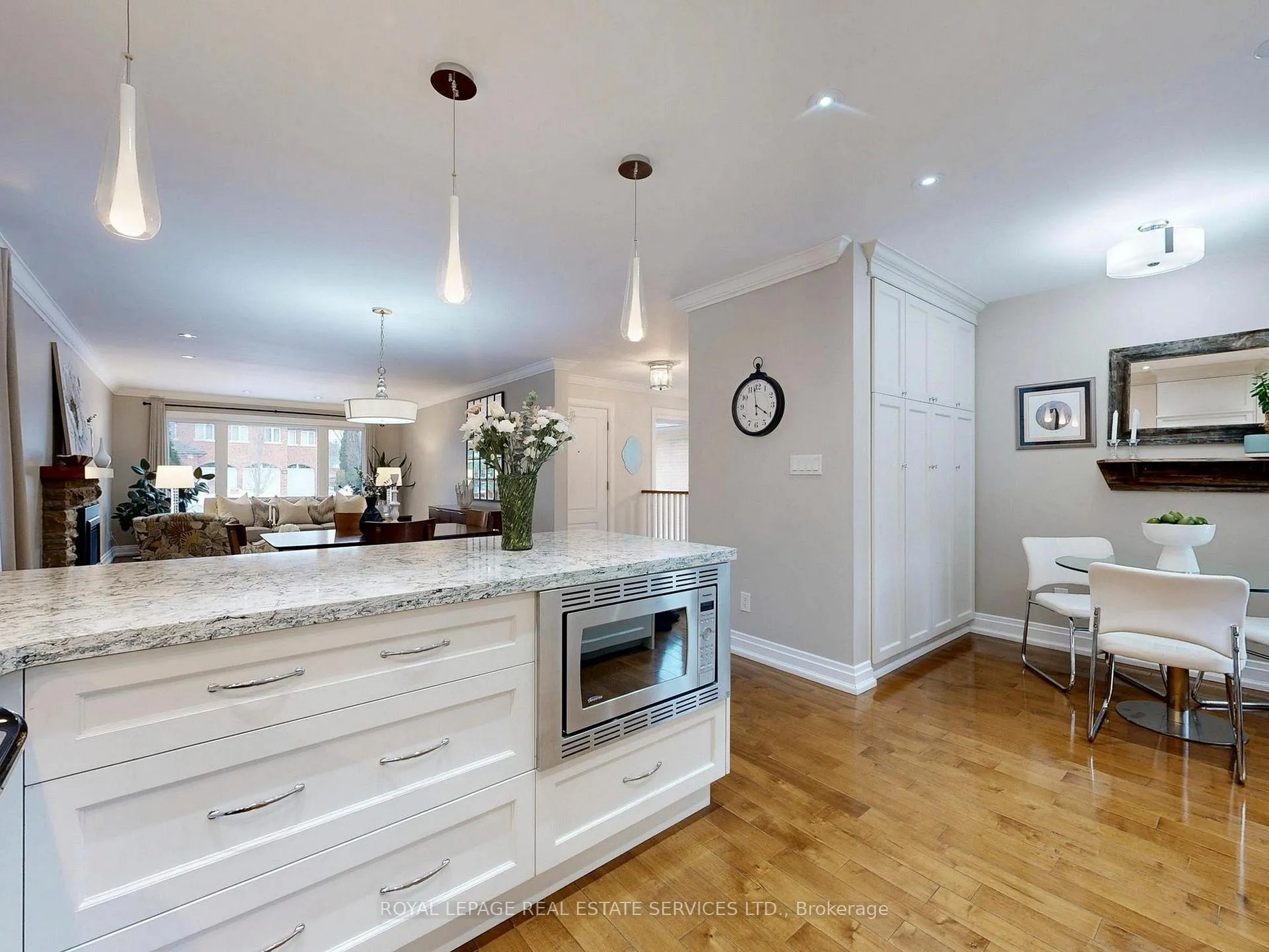 Photo 12 of 219 Grandview Avenue, Markham, Grandview — HOMEH