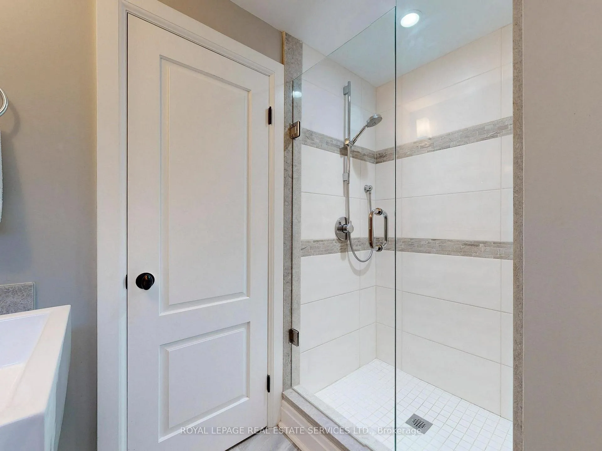 Photo 36 of 219 Grandview Avenue, Markham, Grandview — HOMEH