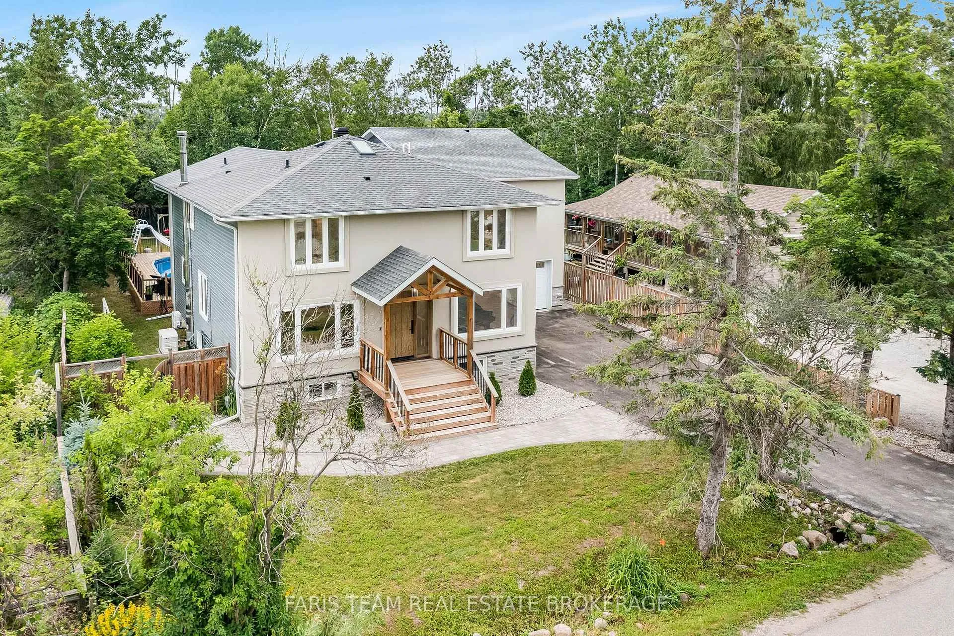 Photo 3 of 1174 Belle Aire Beach Road, Innisfil, Rural Innisfil — HOMEH