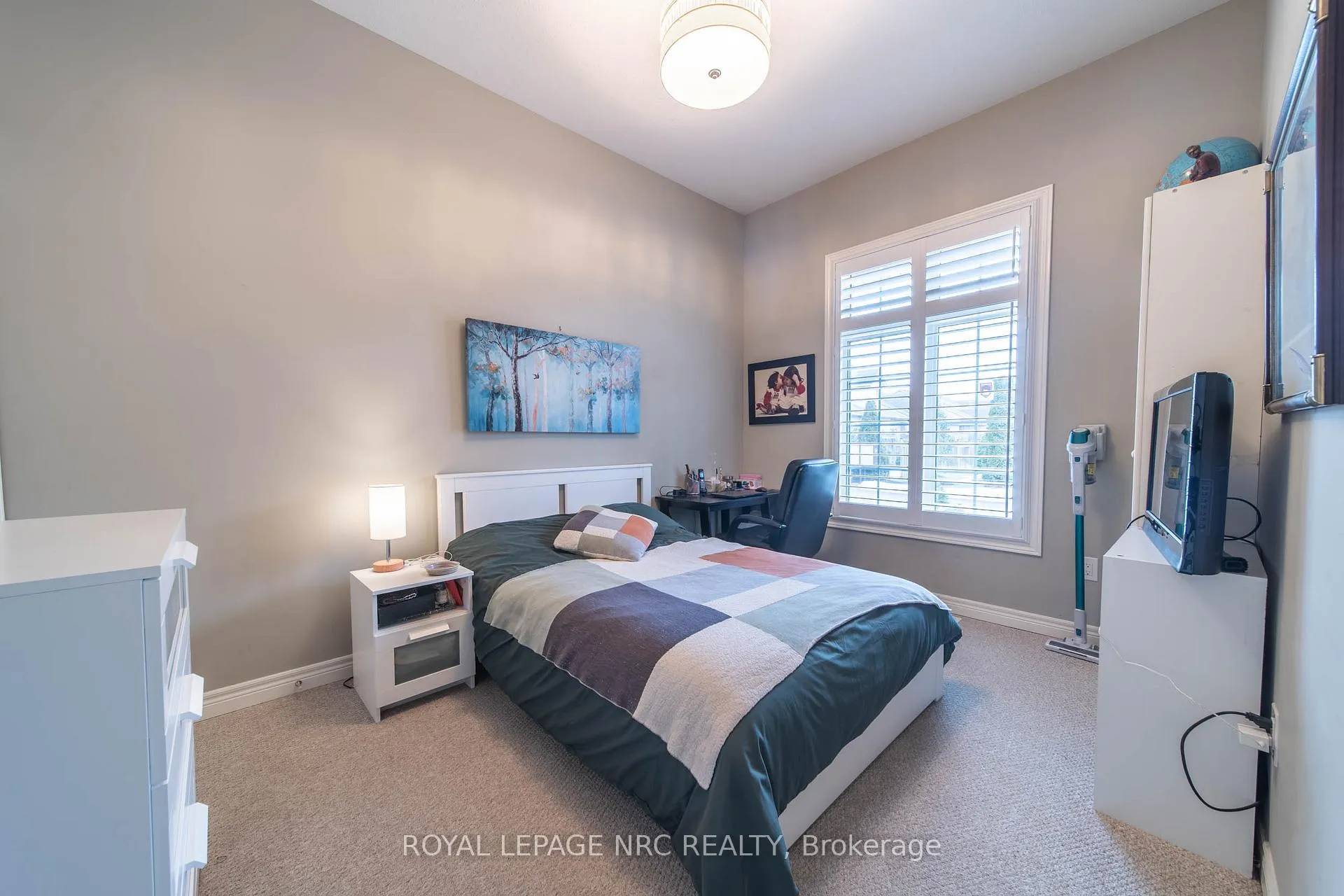 Photo 13 of Unit 4, 3232 Montrose Road, Niagara Falls, Mt. Carmel — HOMEH