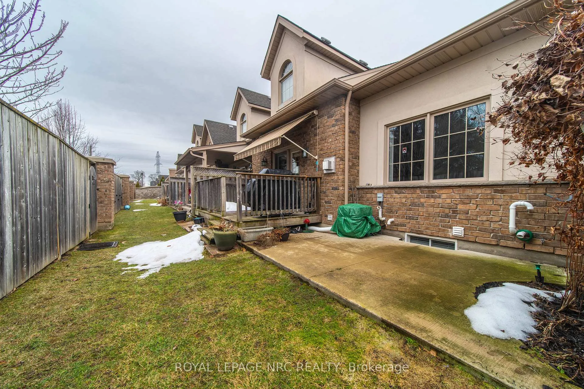 Photo 20 of Unit 4, 3232 Montrose Road, Niagara Falls, Mt. Carmel — HOMEH