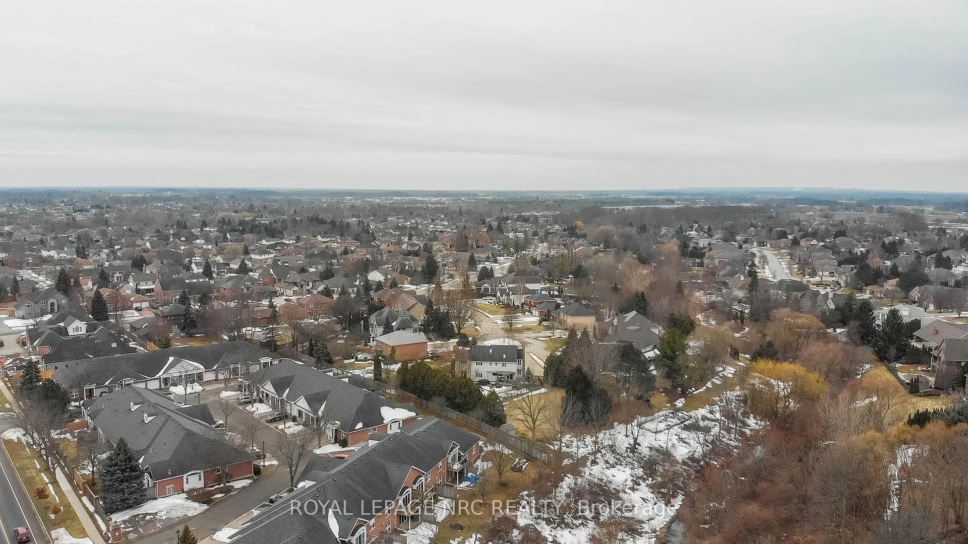 Photo 24 of Unit 4, 3232 Montrose Road, Niagara Falls, Mt. Carmel — HOMEH