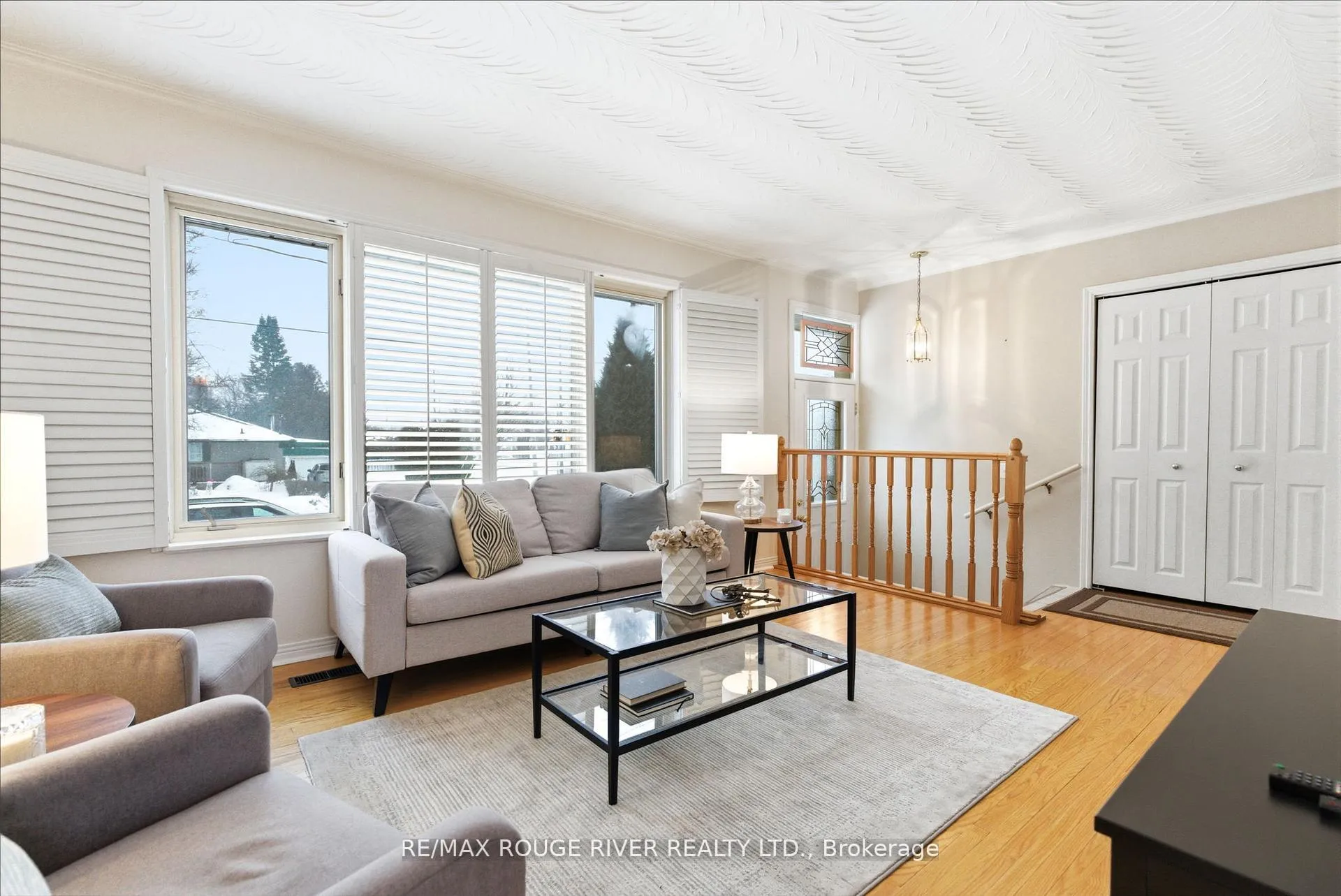 Photo 7 of 419 Cochrane Street, Whitby, Downtown Whitby — HOMEH